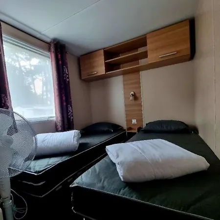 Location Mobil 40m Carre De 2 A 8 Personnes En Bords De * Saint-Brevin-l'Ocean